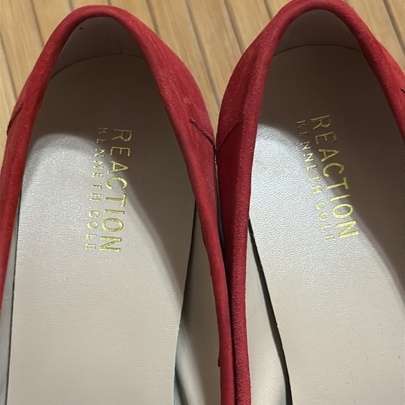 Kenneth Cole Red Suede Women's Loafers - Picture 6 of 7